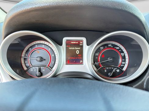 Used 2016 Dodge Journey SE w/ Flexible Seating Group FWD image 14