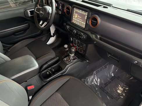 Used 2021 Jeep Gladiator Mojave image 15