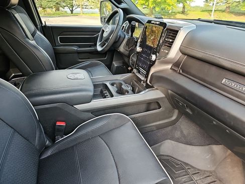 Used 2025 RAM 2500 Laramie AWD/4WD image 10