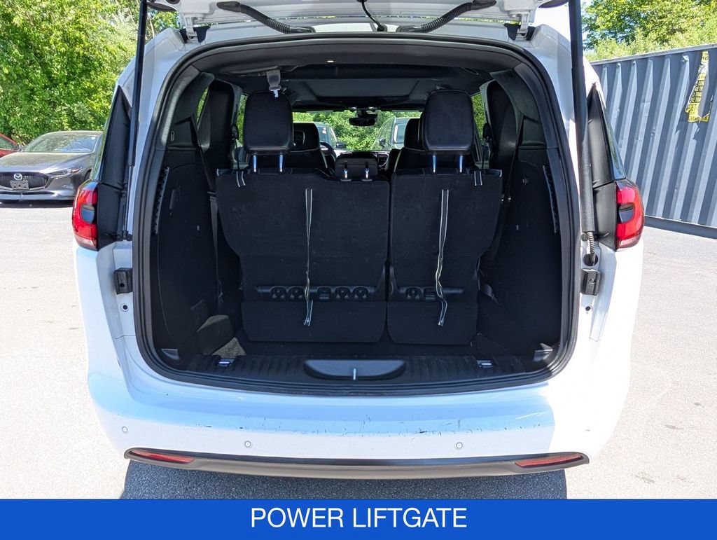 Used 2025 Chrysler Pacifica Limited FWD image 31