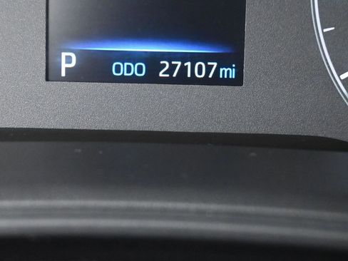 Used 2024 Toyota Corolla LE image 31