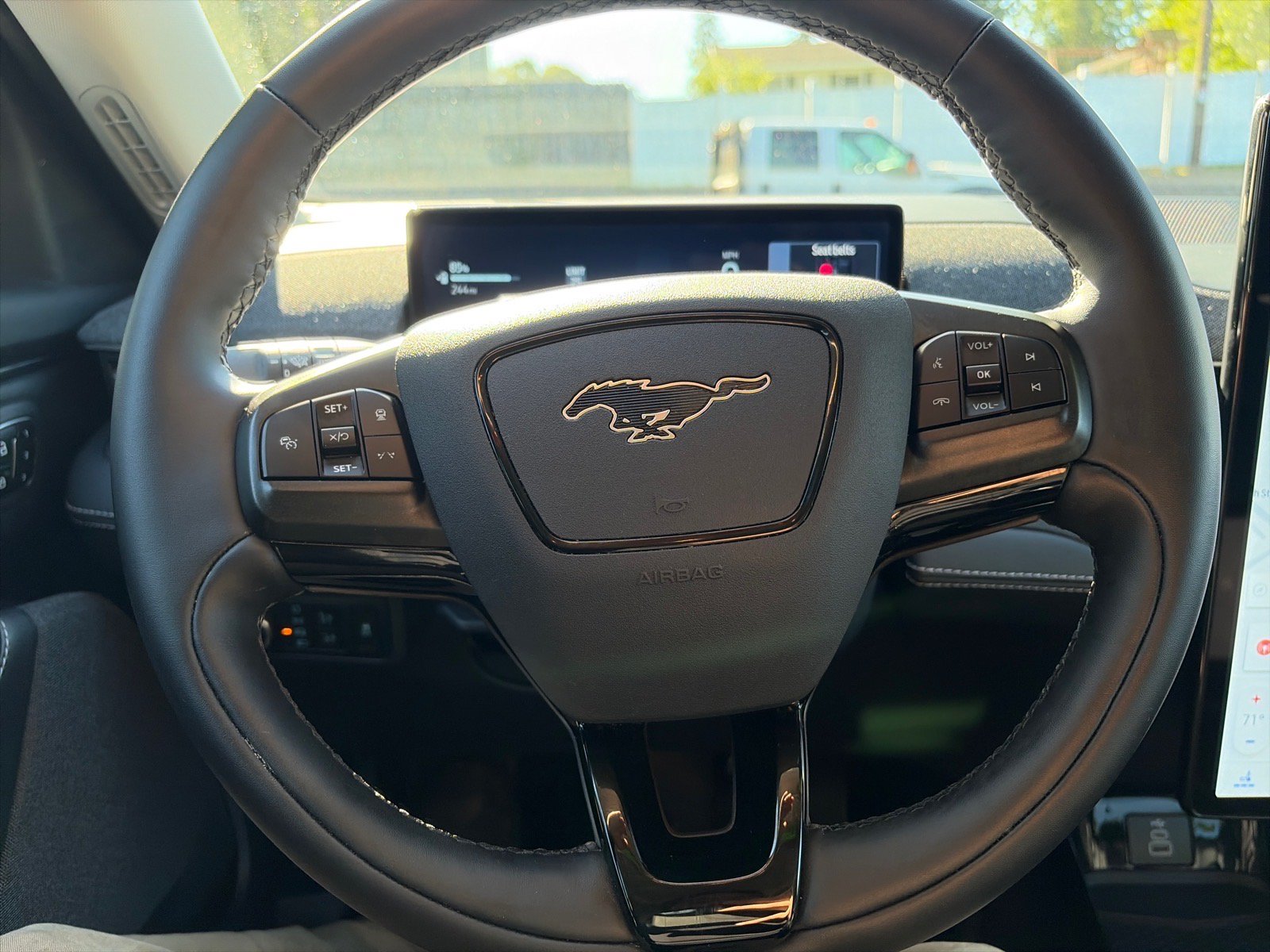 Used 2025 Ford Mustang Mach-E Premium AWD/4WD image 26