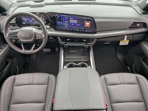 New 2026 Chevrolet Suburban RST image 15