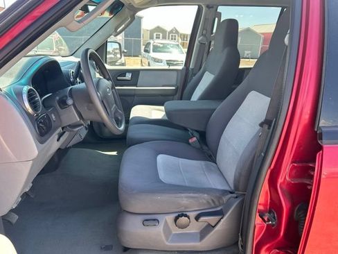Used 2004 Ford Expedition XLS RWD image 11