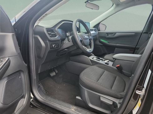 New 2025 Ford Escape Active w/ Tech Pack #1 image 9