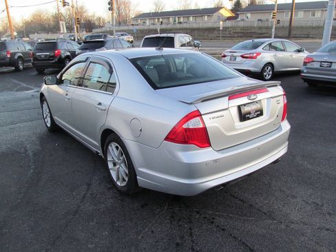Used 2011 Ford Fusion SEL image 3
