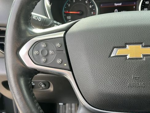 Used 2021 Chevrolet Traverse LT w/ LT Premium Package image 13