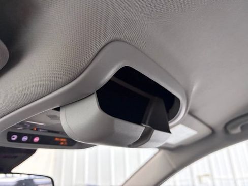 Used 2023 Chevrolet Equinox LT w/ Driver Convenience Package FWD image 28