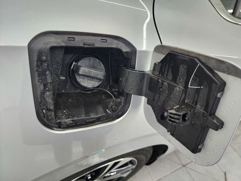 Used 2023 Nissan Sentra SV image 23