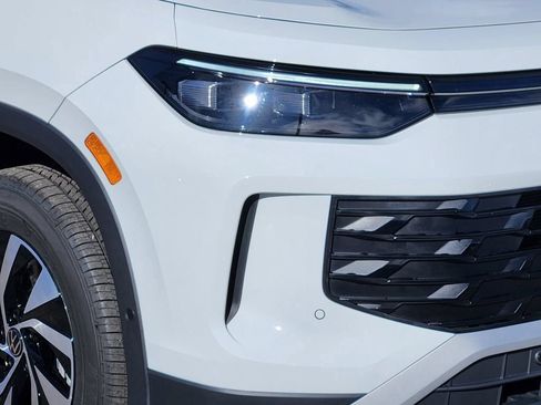 New 2026 Volkswagen Tiguan S AWD/4WD image 27