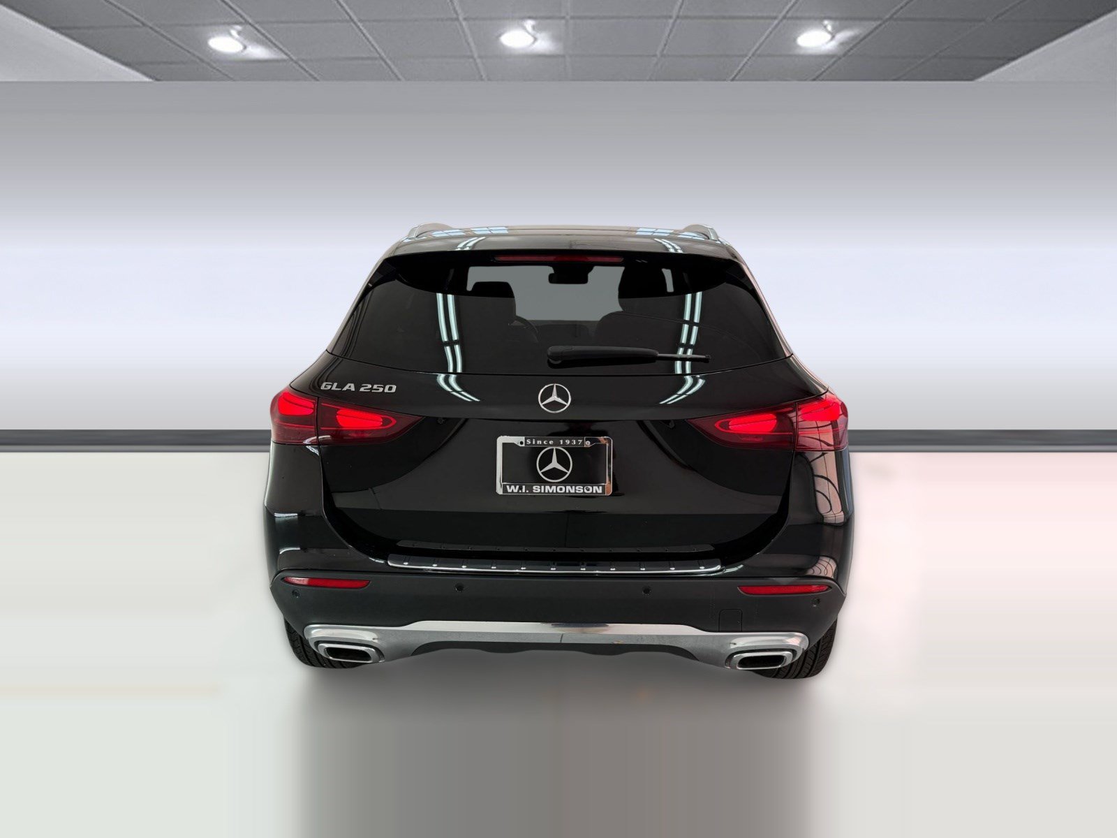 New 2026 Mercedes-Benz GLB 250 image 9
