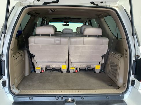 Used 2003 Toyota Sequoia Limited RWD image 34