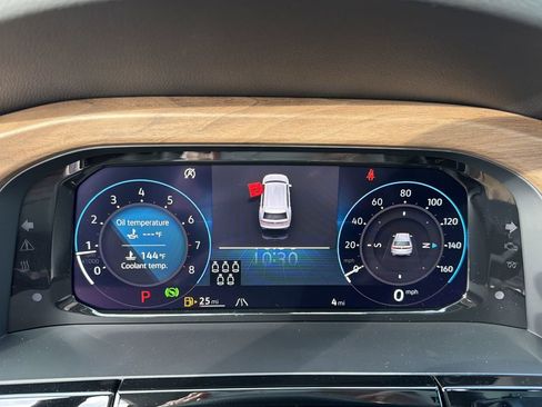 New 2026 Volkswagen Atlas SE FWD image 31