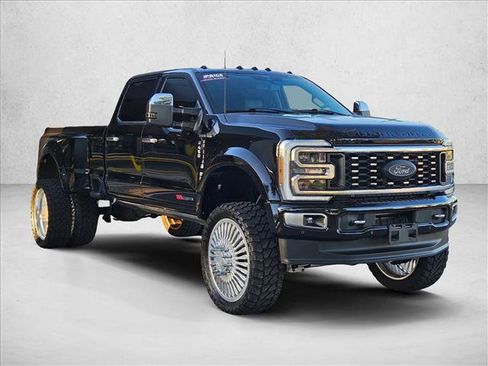 Used 2024 Ford F450 Limited w/ FX4 Off-Road Package AWD/4WD image 3