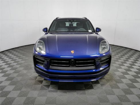 New 2026 Porsche Macan Turbo AWD/4WD image 37