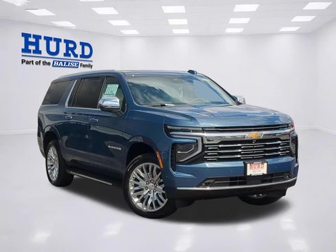 New 2026 Chevrolet Suburban Premier w/ Sun And Tow Package AWD/4WD image 1