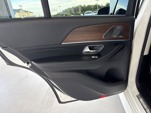 Used 2023 Mercedes-Benz GLE 350 image 17