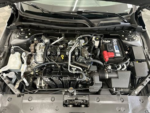 Used 2023 Nissan Altima 2.5 SV FWD image 33