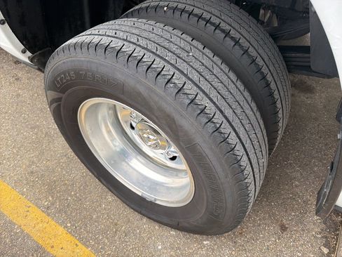 Used 2022 RAM 3500 Big Horn w/ Level A Equipment Group image 18