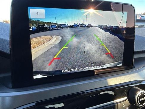 Used 2025 Ford Escape Active image 17