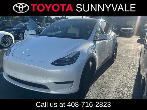 Used 2022 Tesla Model Y Performance AWD/4WD image 1