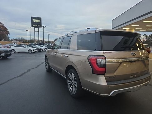 Used 2020 Ford Expedition Platinum image 3