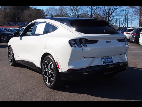 Used 2022 Ford Mustang Mach-E GT image 3