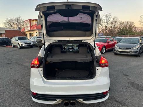 Used 2018 Ford Focus ST image 15