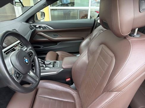 Used 2023 BMW M440i Convertible w/ Premium Package image 8