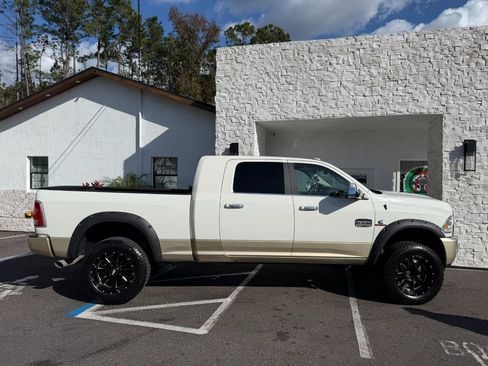Used 2017 RAM 2500 Longhorn image 24