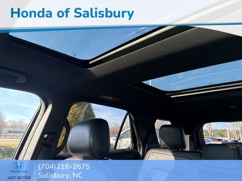 Used 2017 Ford Explorer Sport w/ Equipment Group 401A image 19