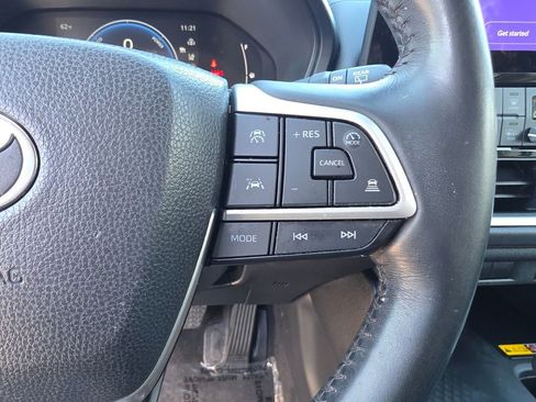 Certified 2024 Toyota Grand Highlander XLE image 33