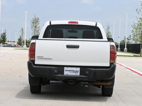 Used 2013 Toyota Tacoma 2WD Regular Cab image 8
