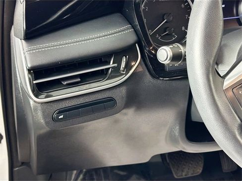 Used 2023 INFINITI QX60 Pure image 10