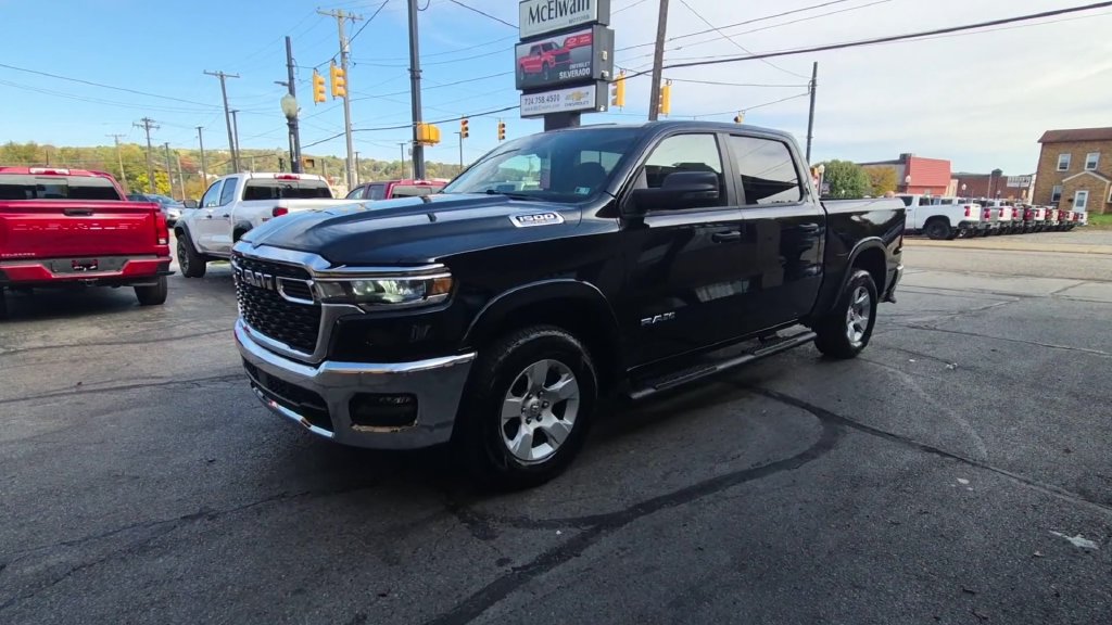 Used 2025 RAM 1500 Big Horn AWD/4WD image 5