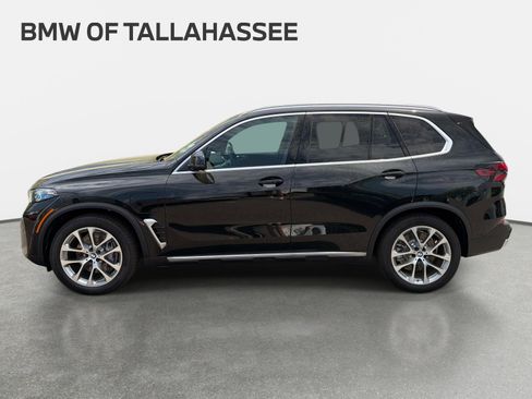 New 2026 BMW X5 xDrive50e w/ Premium Package AWD/4WD image 8