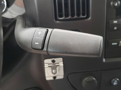 Used 2017 Chevrolet Express 2500 LS RWD image 21