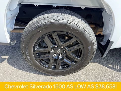 Used 2022 Chevrolet Silverado 1500 LT w/ Z71 Off-Road Package AWD/4WD image 31