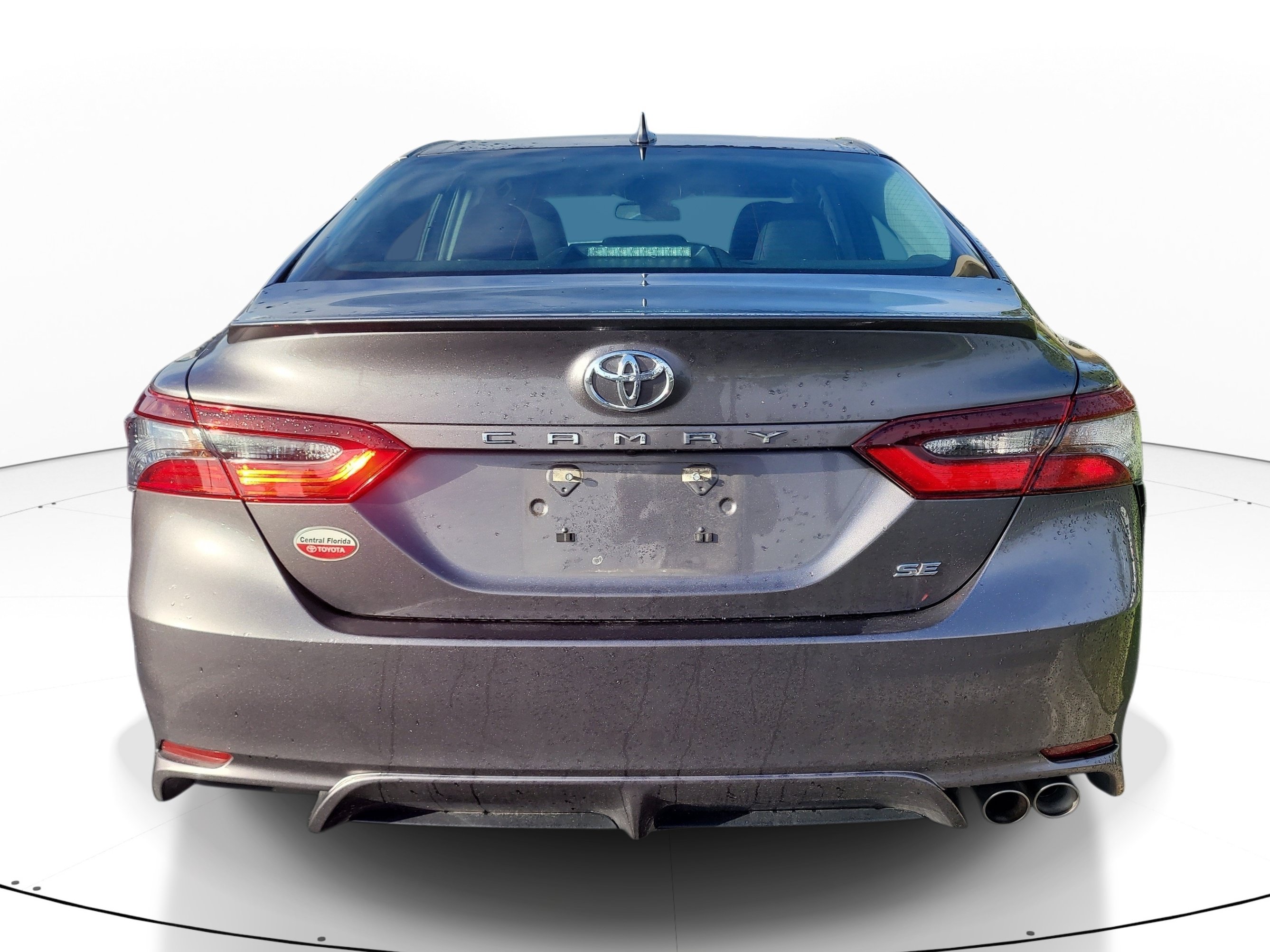 Used 2024 Toyota Camry SE FWD image 6