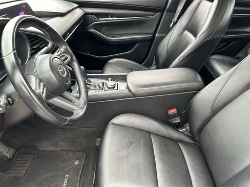 Used 2020 MAZDA MAZDA3 Sedan w/ Select Package image 17