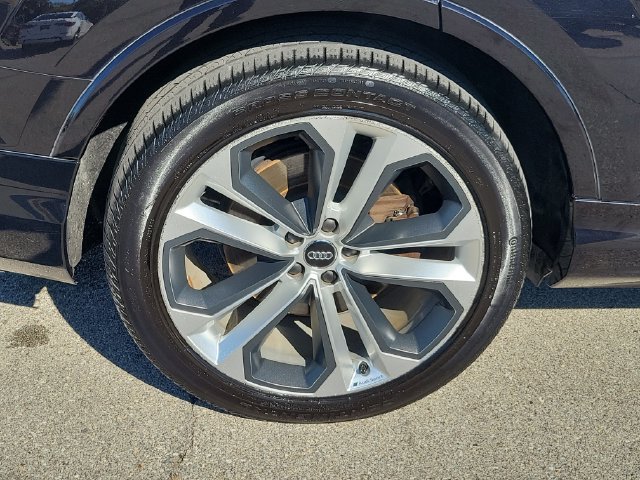 Used 2021 Audi Q7 3.0T Prestige AWD/4WD image 7