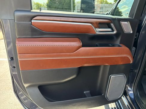 Used 2024 GMC Sierra 3500 Denali Ultimate image 29