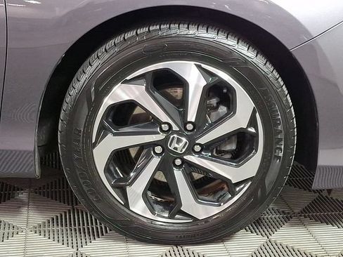 Used 2016 Honda Accord EX-L image 11