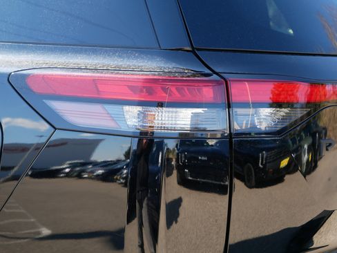 Certified 2024 Nissan Pathfinder Rock Creek image 17