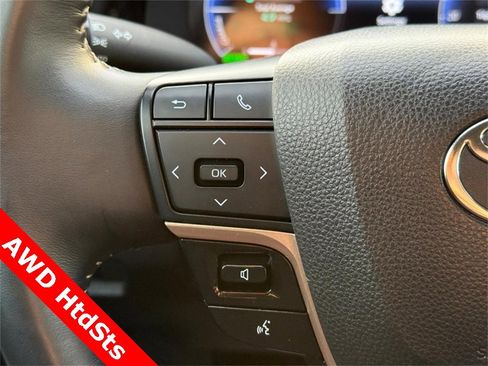 Used 2024 Toyota Crown XLE image 20