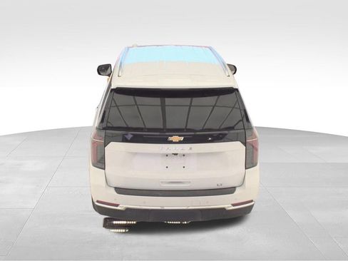 Used 2025 Chevrolet Tahoe LT AWD/4WD image 6