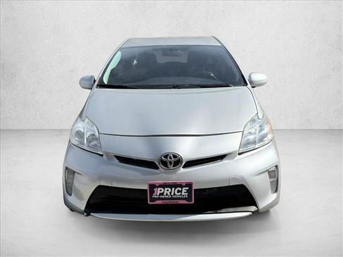 Used 2013 Toyota Prius Two FWD image 2