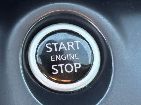 Used 2023 Nissan Kicks S FWD image 32