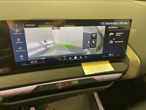 Used 2025 BMW X3 xDrive30i w/ Premium Package image 30