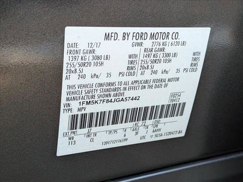 Used 2018 Ford Explorer Limited image 26